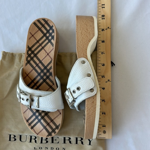 NEW! BURBERRY SZ 8/39 WOODEN LEATHER STRAP SLIDE SANDALS, NWOB, WITH DUST BAG - Picture 4 of 12
